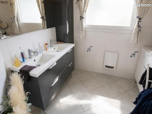 Maison 8 pièces 181 m²