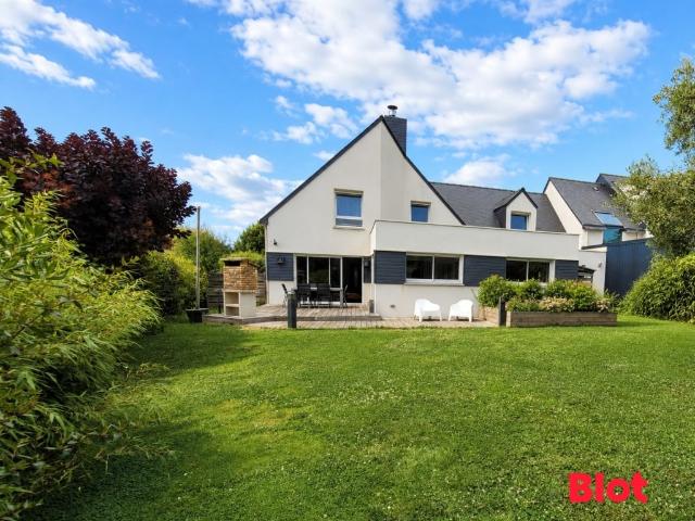 Maison 8 pièces 181 m²
