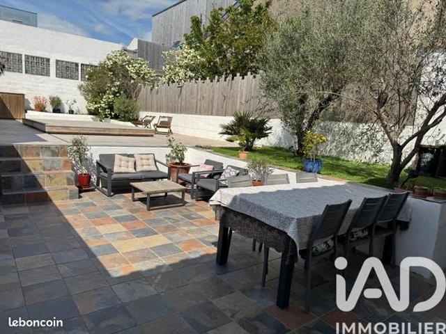 Maison 8 pièces 181 m²
