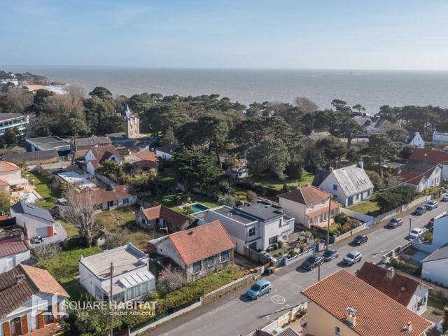Maison 8 pièces 181 m²