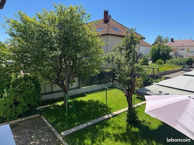 Maison 8 pièces 181 m²