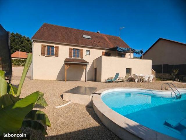 Maison 8 pièces 181 m²