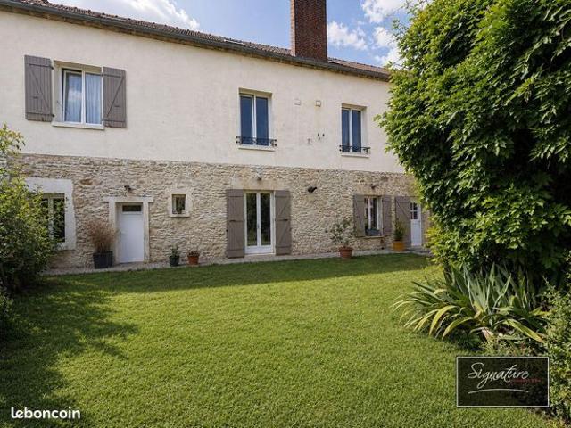 Maison 8 pièces 181 m²