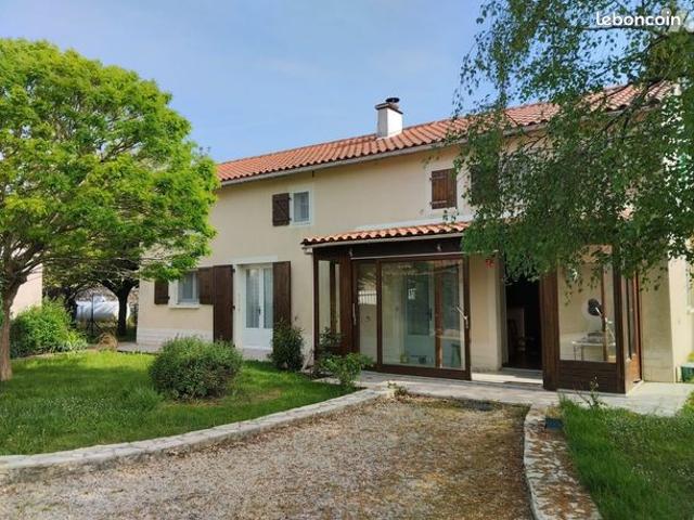 Maison 8 pièces 181 m²