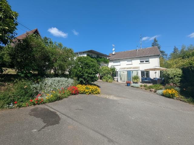 Maison 8 pièces 181 m²