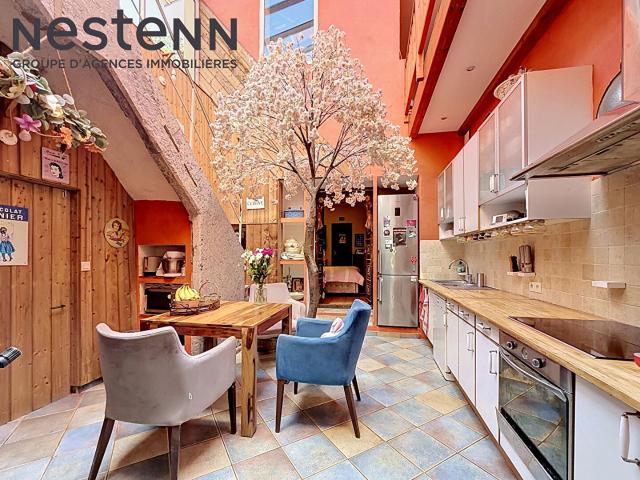 Maison 8 pièces 181 m²