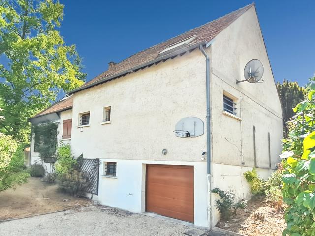 Maison 8 pièces 181 m²