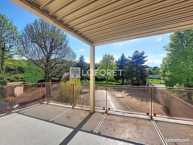 Maison 8 pièces 182 m²