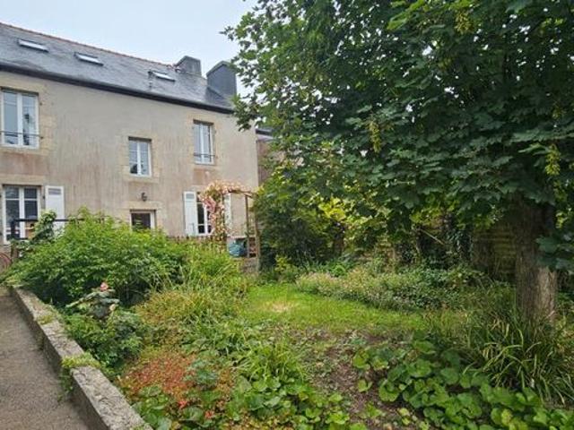 Maison 8 pièces 182 m²
