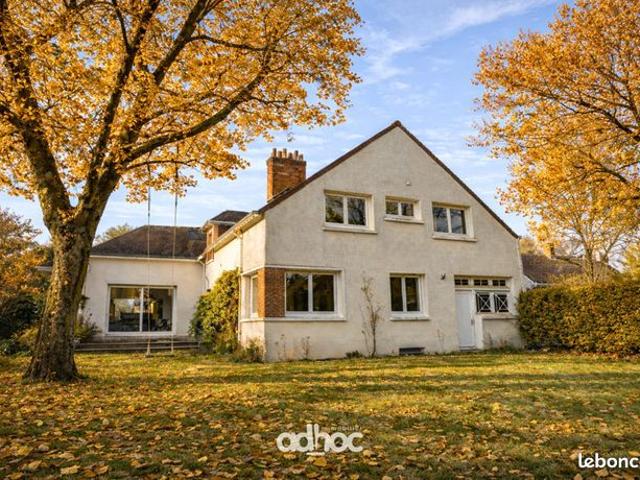 Maison 8 pièces 182 m²