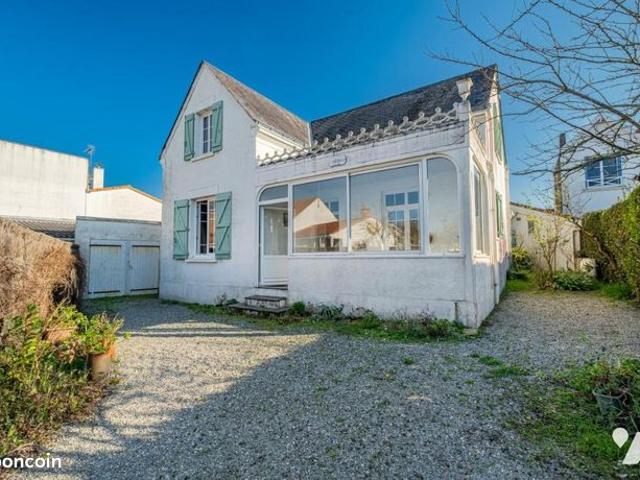 Maison 8 pièces 182 m²