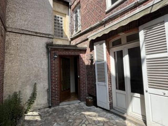 Maison 8 pièces 182 m²