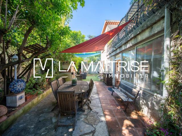 Maison 8 pièces 182 m²