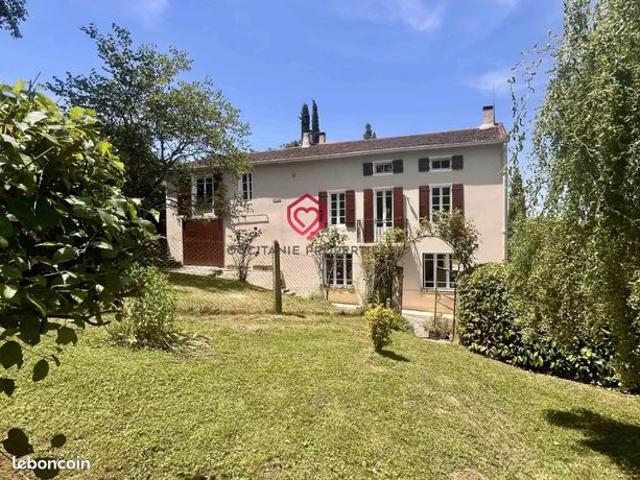 Maison 8 pièces 182 m²