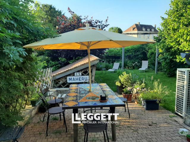 Maison 8 pièces 182 m²