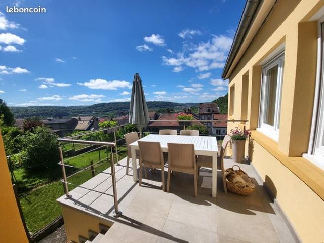 Maison 8 pièces 182 m²