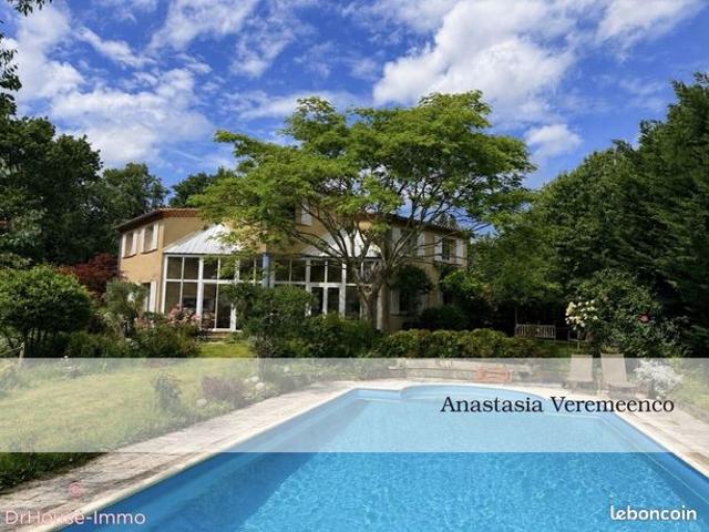 Maison 8 pièces 182 m²