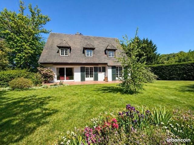 Maison 8 pièces 182 m²