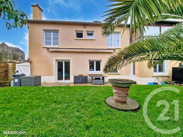 Maison 8 pièces 182 m²