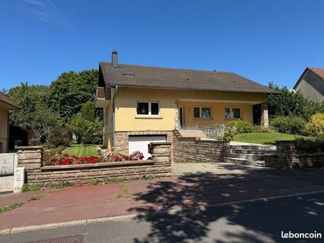 Maison 8 pièces 182 m²