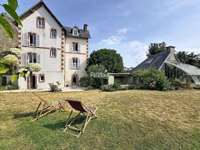 Maison 8 pièces 183 m²