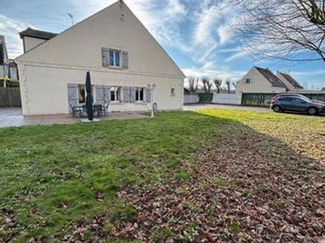 Maison 8 pièces 183 m²