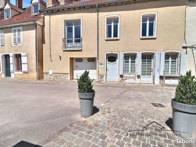 Maison 8 pièces 183 m²