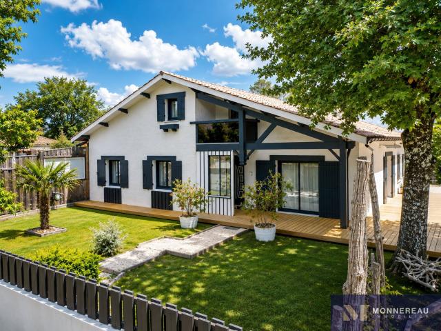 Maison 8 pièces 183 m²