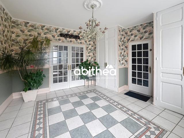 Maison 8 pièces 183 m²