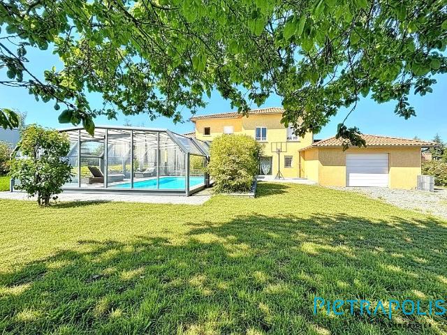 Maison 8 pièces 183 m²