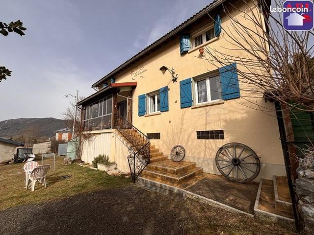 Maison 8 pièces 183 m²