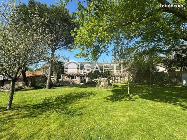 Maison 8 pièces 183 m²