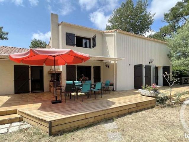 Maison 8 pièces 183 m²