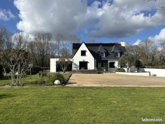 Maison 8 pièces 183 m²