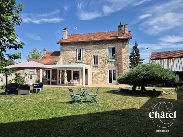 Maison 8 pièces 183 m²