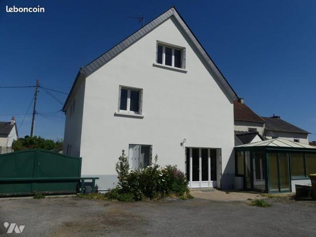 Maison 8 pièces 183 m²