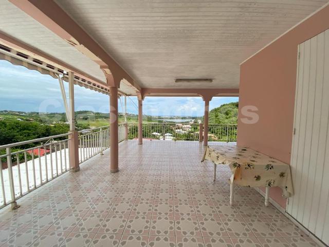 Maison 8 pièces 183 m²