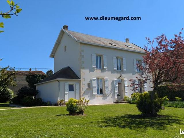 Maison 8 pièces 183 m²