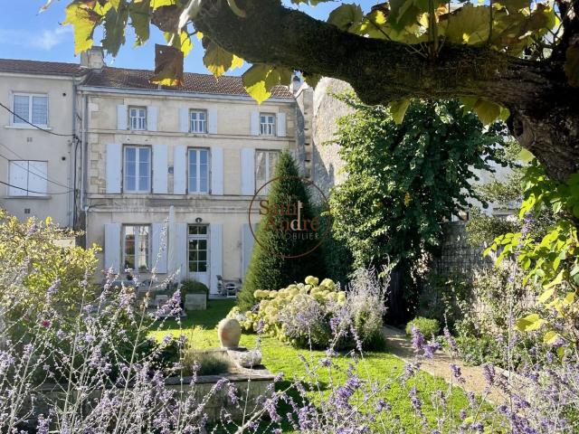 Maison 8 pièces 183 m²