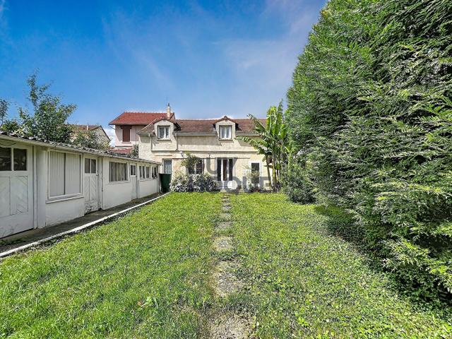 Maison 8 pièces 183 m²