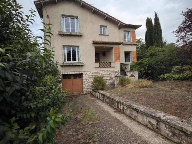 Maison 8 pièces 194 m²