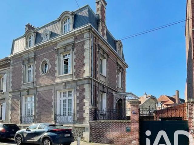 Maison 8 pièces 194 m²