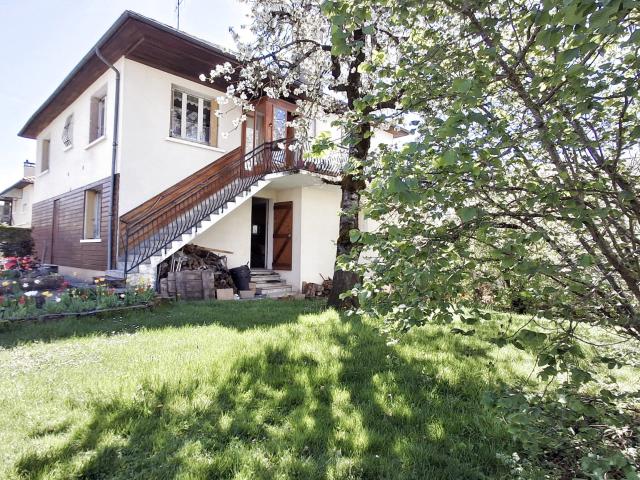 Maison 8 pièces 194 m²