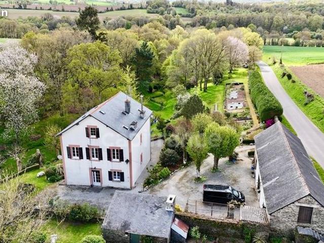 Maison 8 pièces 194 m²