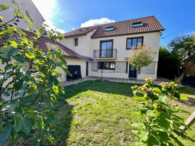 Maison 8 pièces 194 m²