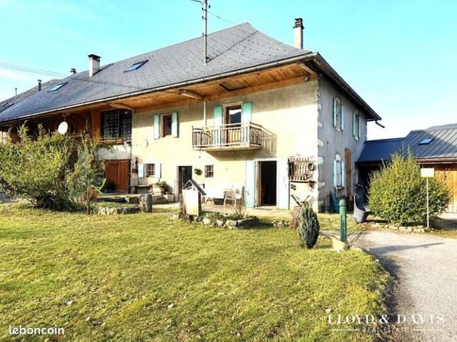 Maison 8 pièces 194 m²