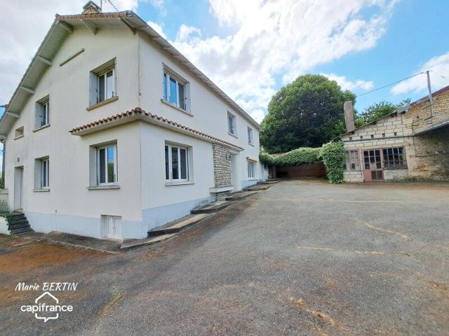 Maison 8 pièces 194 m²