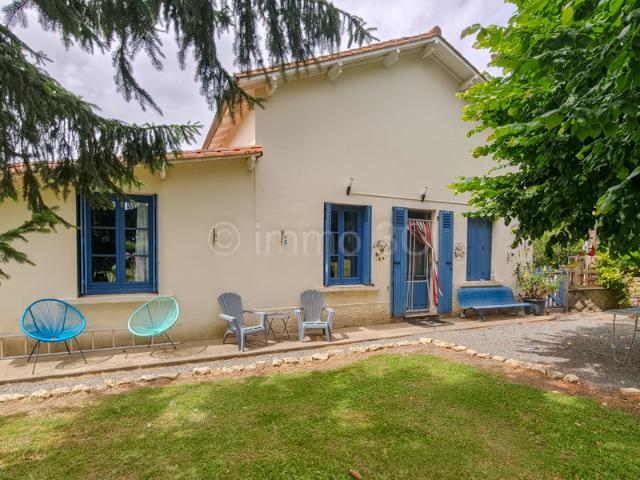 Maison 8 pièces 195 m²