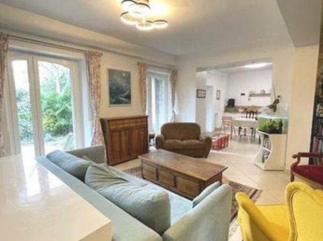 Maison 8 pièces 195 m²