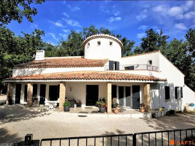 Maison 8 pièces 195 m²